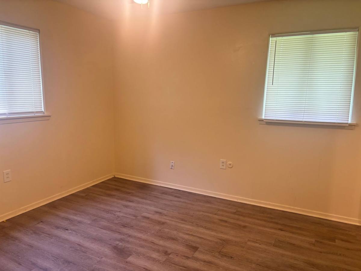 House for rent at 1745 Woody Dr, Jackson, MS 39212