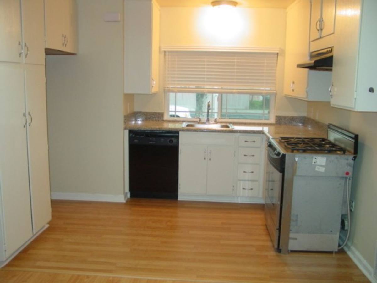 House for rent at 9952 Vanguard Dr, Sacramento, CA 95827