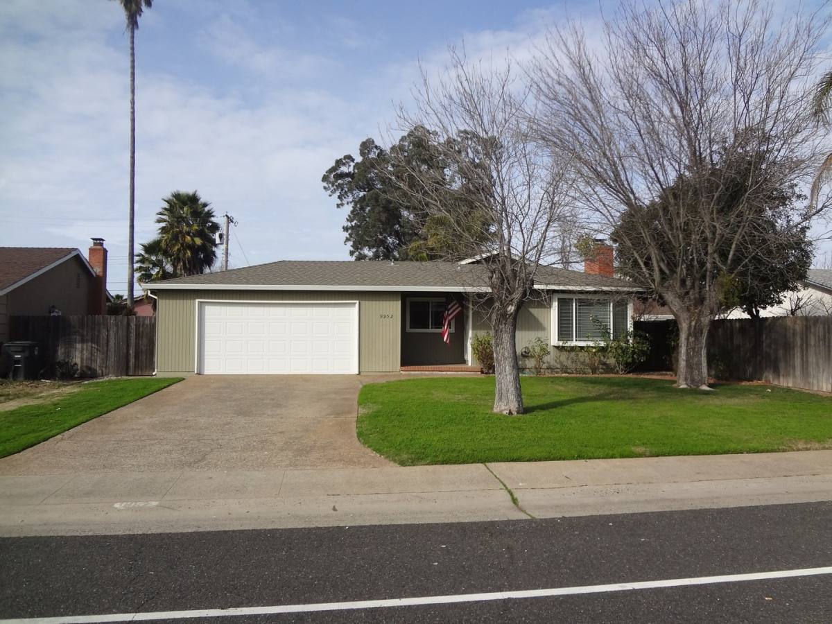 House for rent at 9952 Vanguard Dr, Sacramento, CA 95827