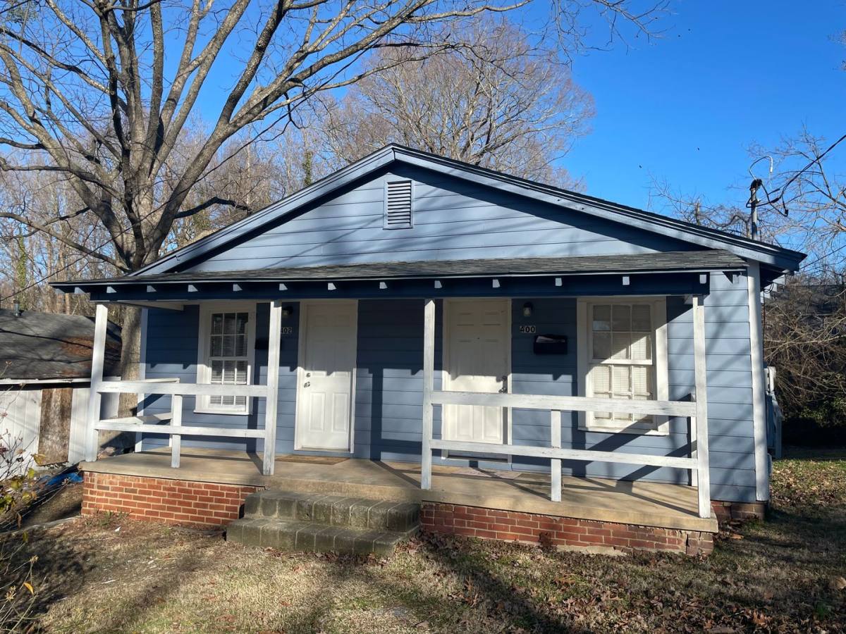 Apartment for rent at 400-402 Spring St, Asheboro, NC 27203
