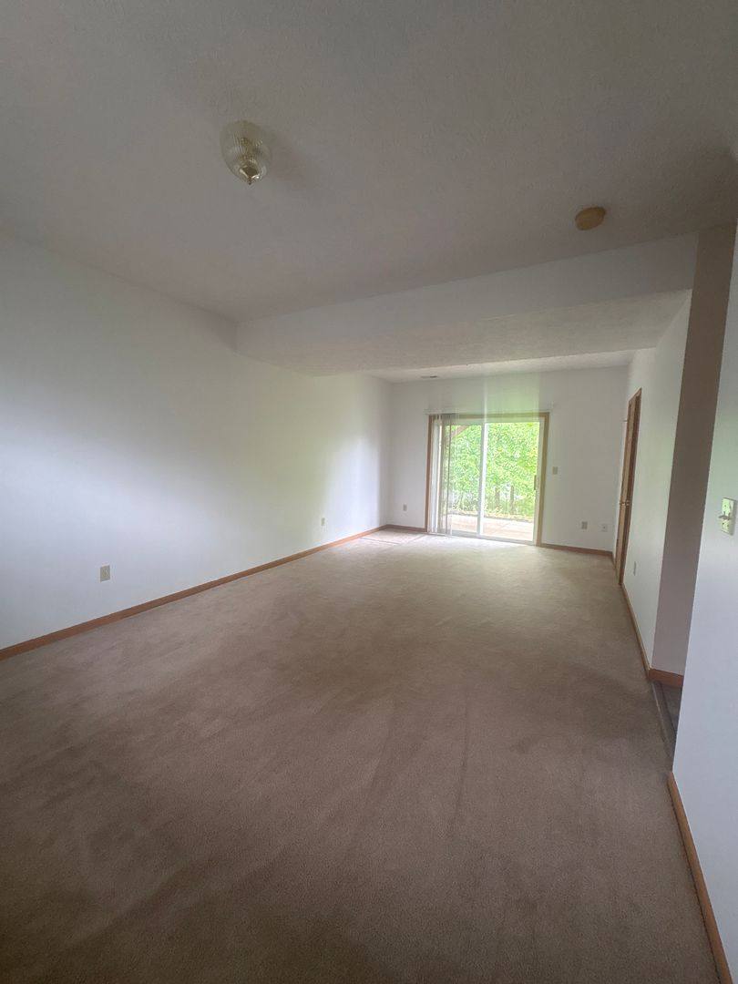 Condo for rent at 15 River Ridge Lane, Munroe Falls, OH 44262