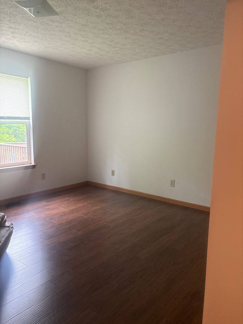 Condo for rent at 15 River Ridge Lane, Munroe Falls, OH 44262