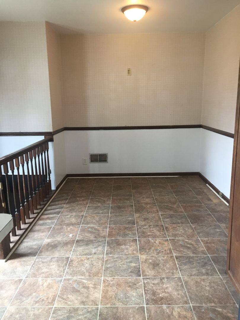 House for rent at 1126 Lorraine Ave, Waterloo, IA 50702