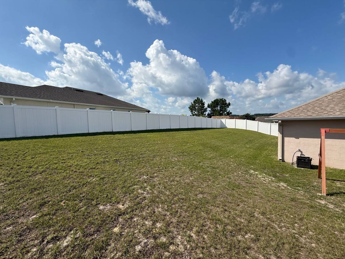 House for rent at 585 W Runyon Loop, Beverly Hills, FL 34465