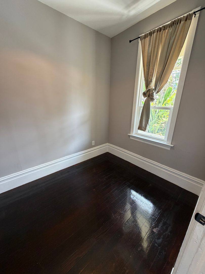Apartment for rent at 3259-3261 Louise St, Emeryville, CA 94608