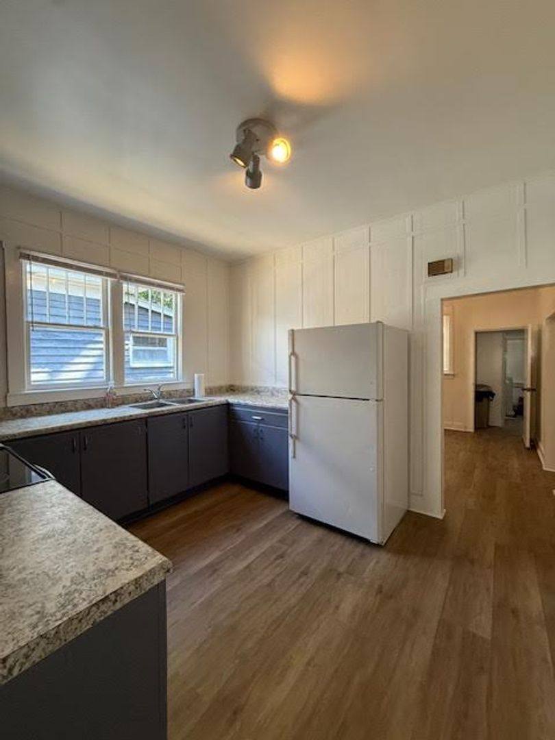House for rent at 1009 S 6th St, Wilmington, NC 28401