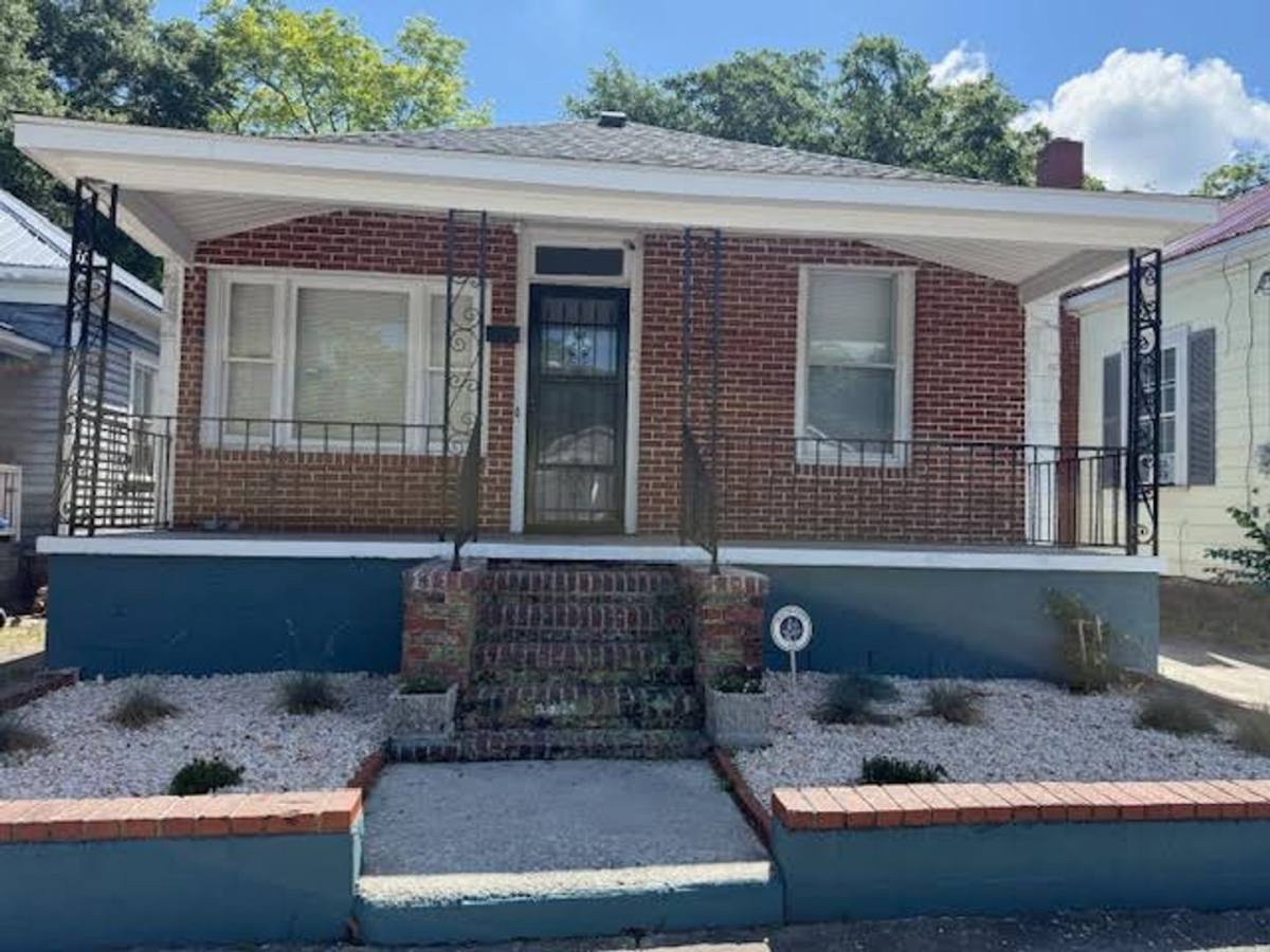 House for rent at 1009 S 6th St, Wilmington, NC 28401