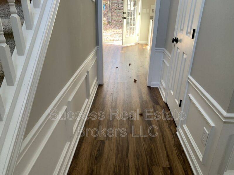 House for rent at 11020 Egmont Dr, Alpharetta, GA 30022