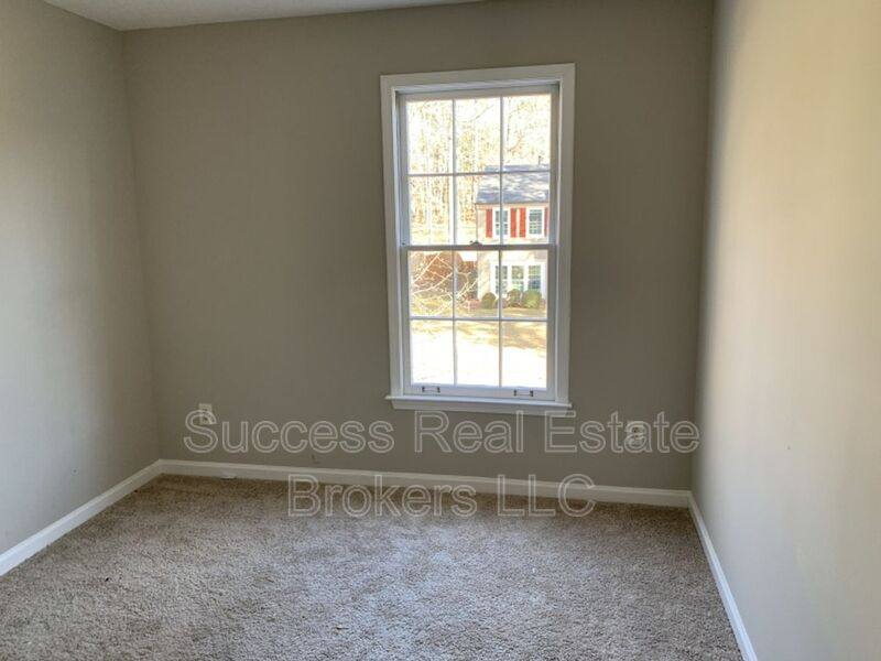 House for rent at 11020 Egmont Dr, Alpharetta, GA 30022