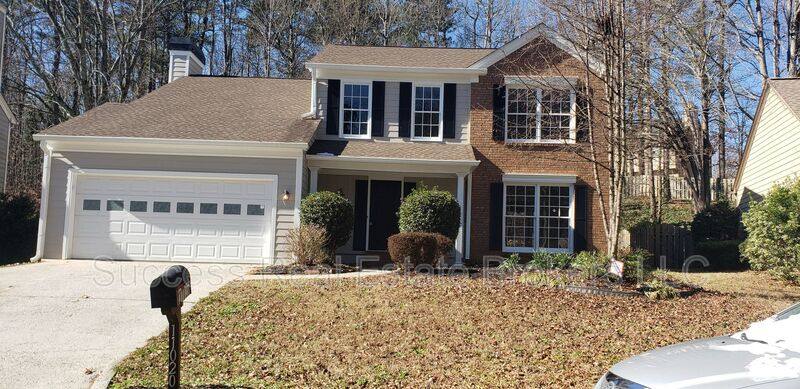House for rent at 11020 Egmont Dr, Alpharetta, GA 30022