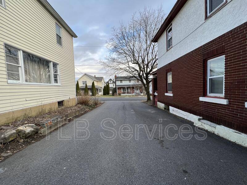 Apartment for rent at 221 3rd St #3 Downstairs, Olyphant, PA 18447