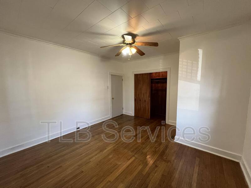 Apartment for rent at 221 3rd St #3 Downstairs, Olyphant, PA 18447