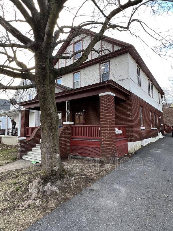 Apartment for rent at 221 3rd St #3 Downstairs, Olyphant, PA 18447