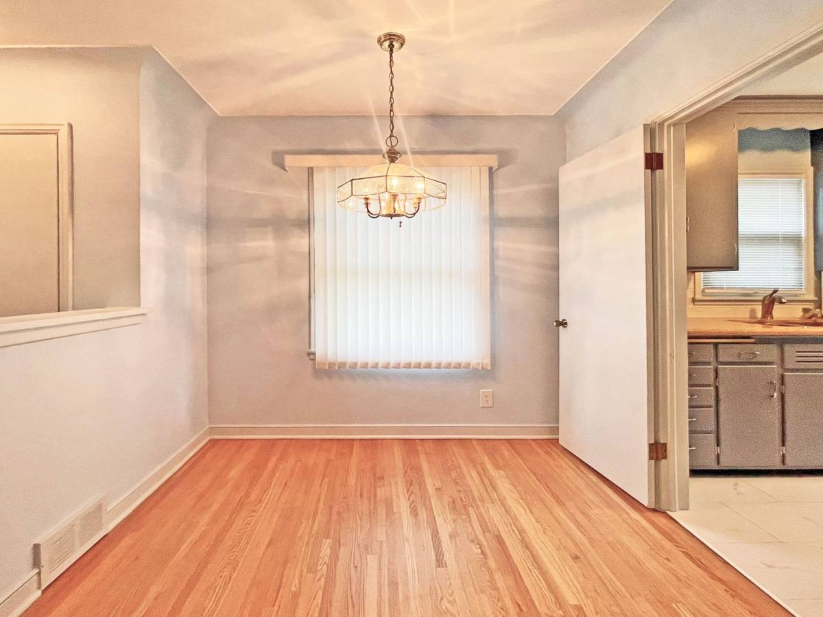 House for rent at 8824 W 34th St, Minneapolis, MN 55426