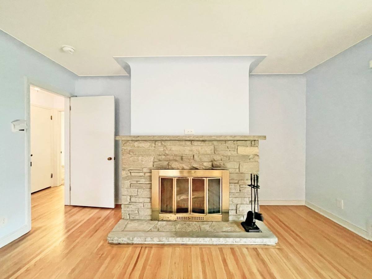House for rent at 8824 W 34th St, Minneapolis, MN 55426