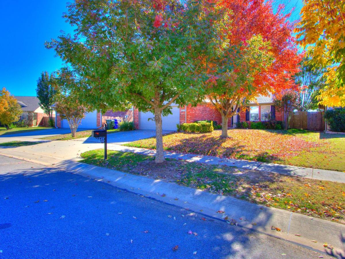 House for rent at 716 Grickle, Norman, OK 73072