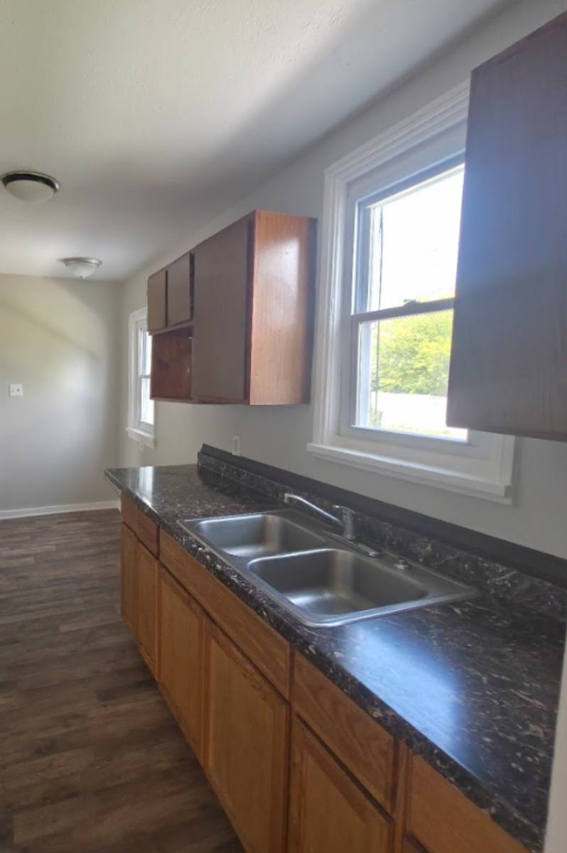 Apartment for rent at 4444 W 51st St, Cleveland, OH 44144