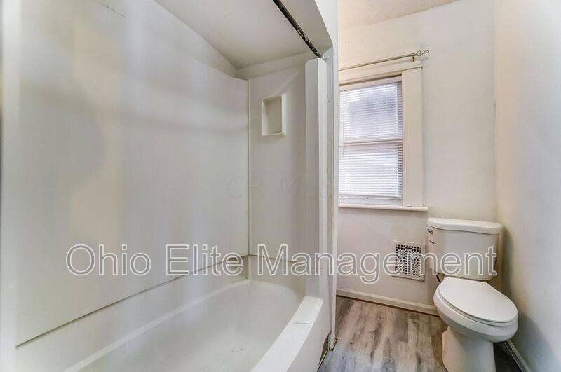 House for rent at 888 Studer Ave, Columbus, OH 43206