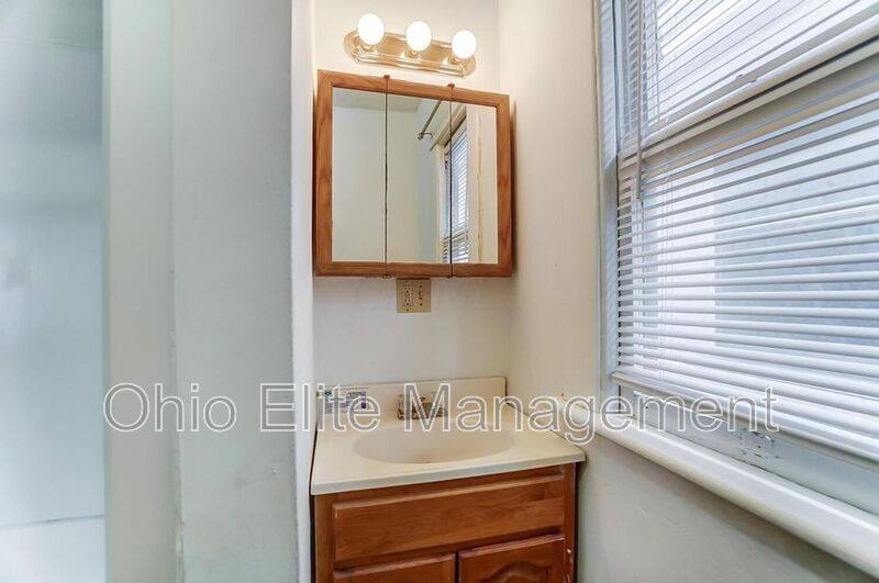 House for rent at 888 Studer Ave, Columbus, OH 43206