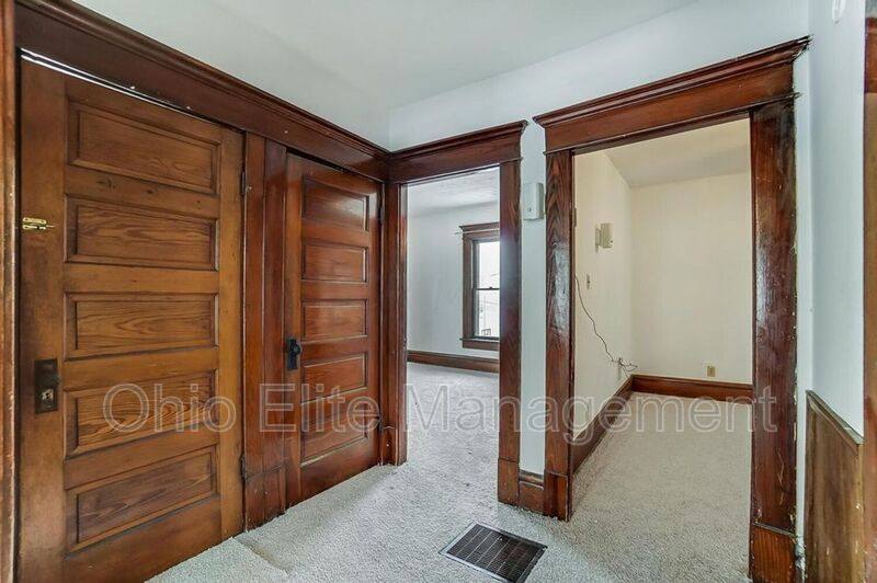 House for rent at 888 Studer Ave, Columbus, OH 43206