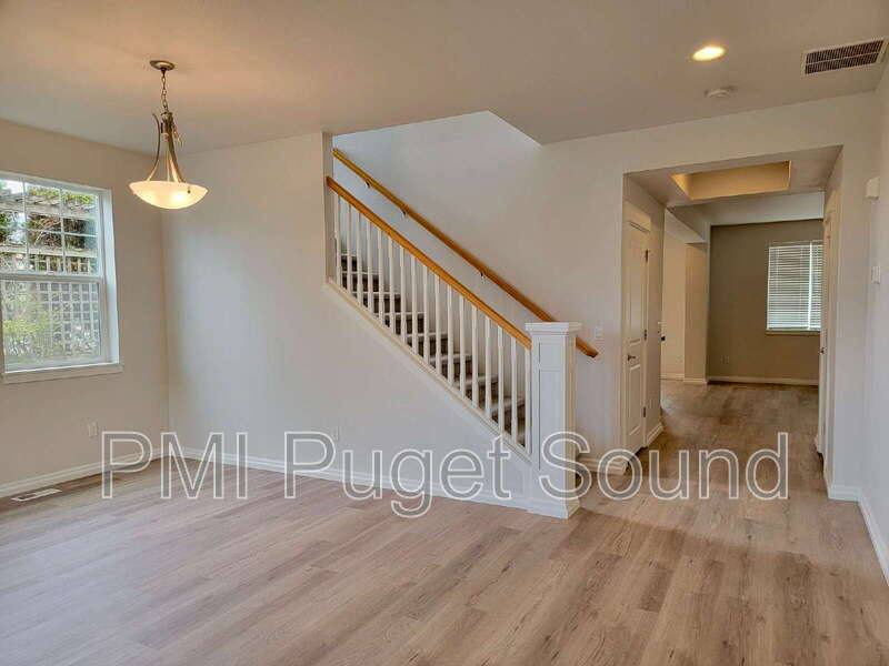 House for rent at 576 Mount Baker Place NE, Renton, WA 98059