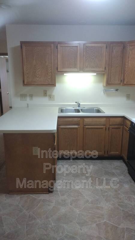Apartment for rent at 1770 W State St #3, Sycamore, IL 60178