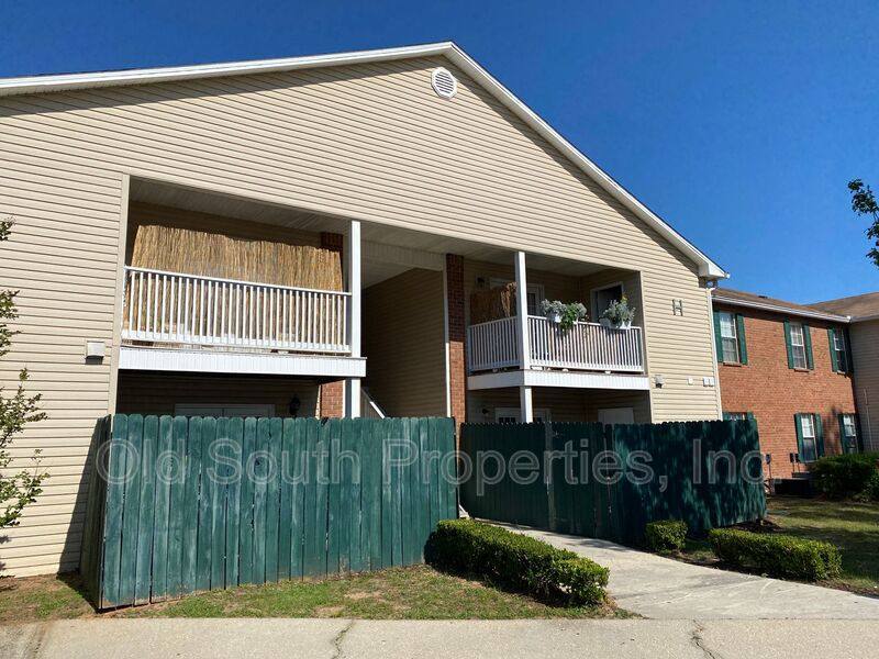 Apartment for rent at 2303 W Michigan Ave #H-7, Pensacola, FL 32526