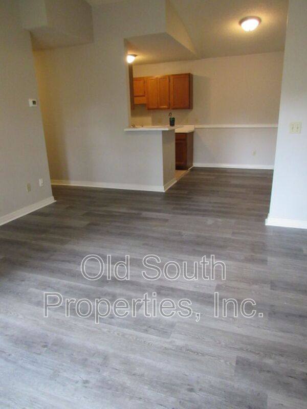 Apartment for rent at 2303 W Michigan Ave #H-7, Pensacola, FL 32526
