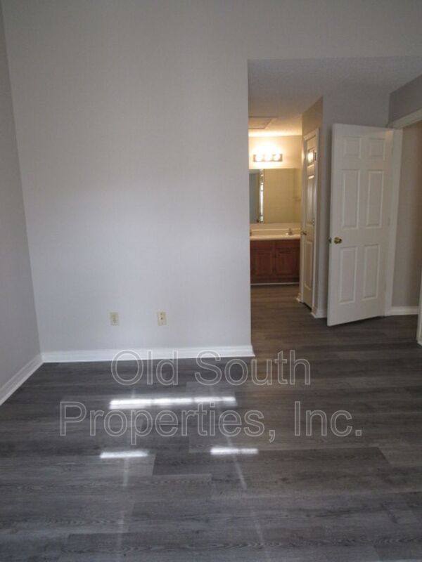 Apartment for rent at 2303 W Michigan Ave #H-7, Pensacola, FL 32526