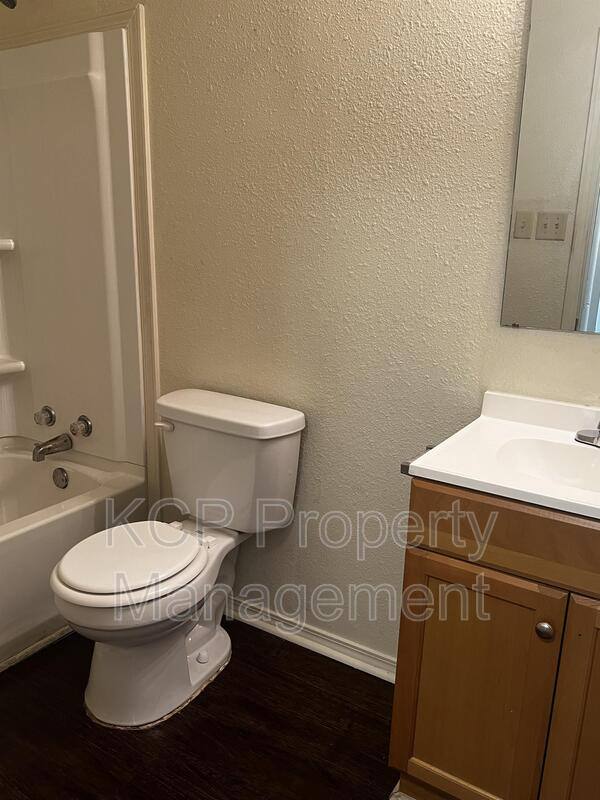 Apartment for rent at 1620 S H #1, Fort Smith, AR 72902