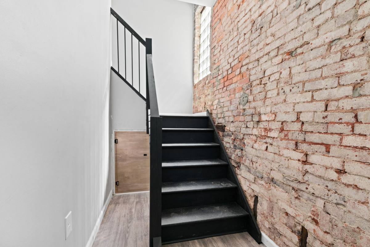 Apartment for rent at 928 Morningside Ave, Pittsburgh, PA 15206