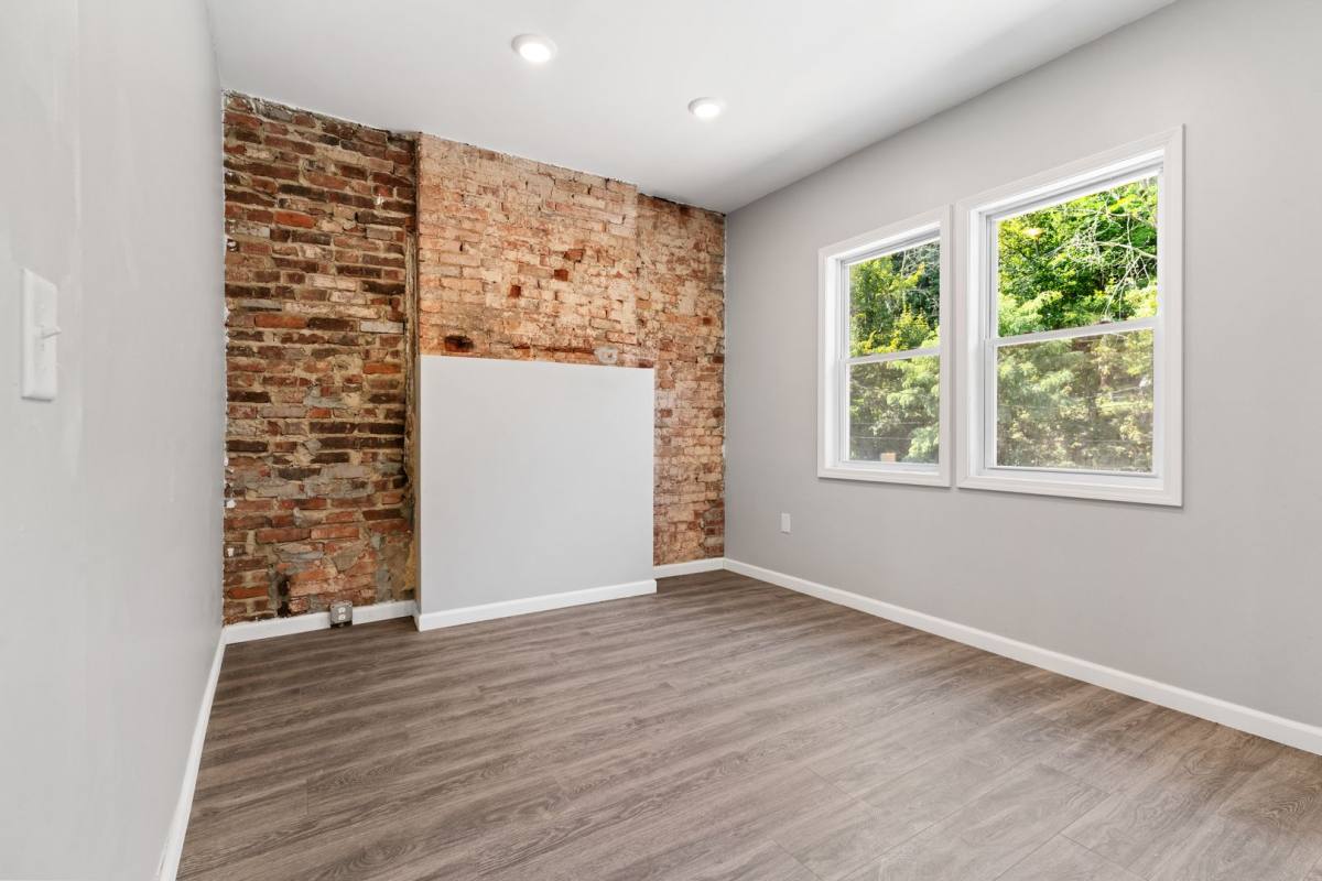 Apartment for rent at 928 Morningside Ave, Pittsburgh, PA 15206
