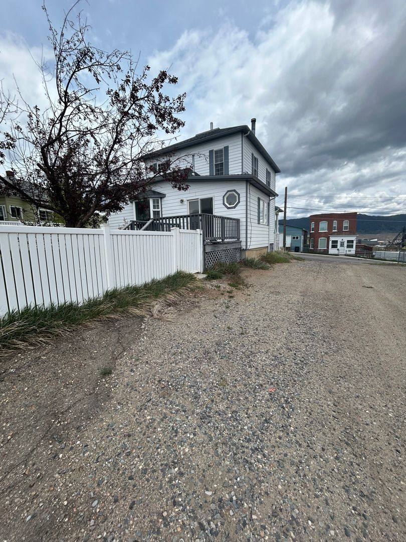 House for rent at 801 N Montana, Butte, MT 59701