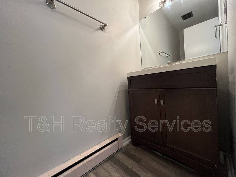 Condo for rent at 724 Southfield Court, Indianapolis, IN 46227