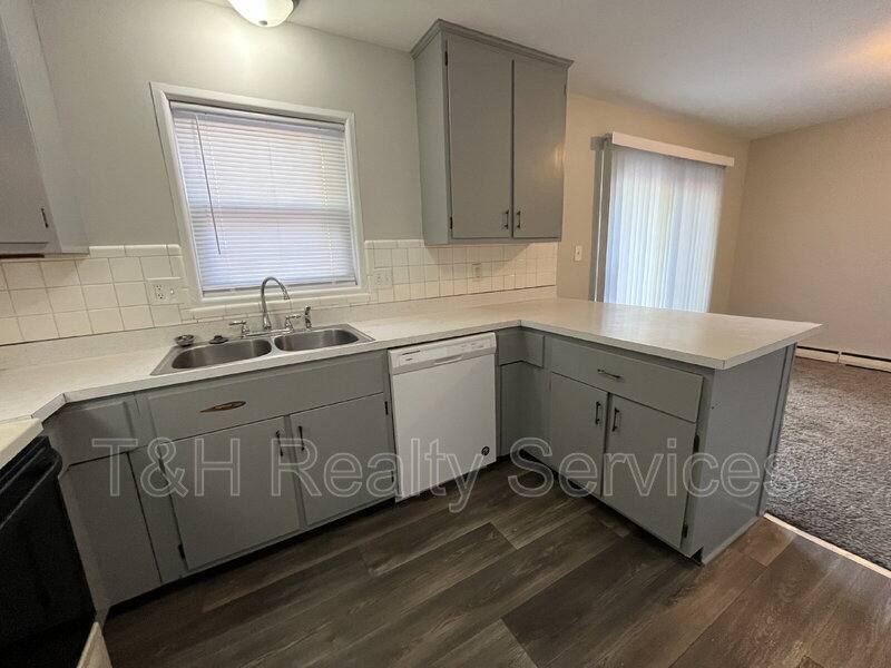 Condo for rent at 724 Southfield Court, Indianapolis, IN 46227