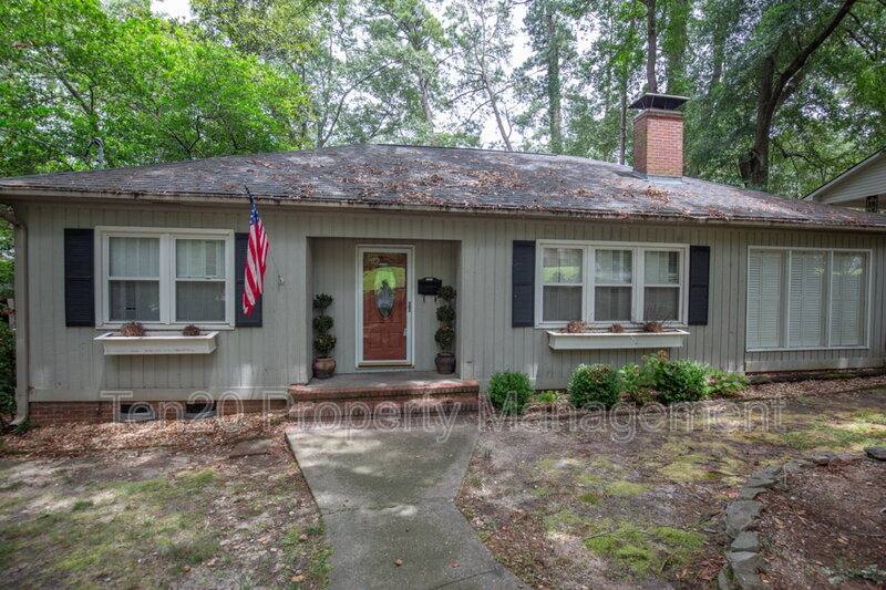 House for rent at 2006 Preston Dr, Columbus, GA 31906