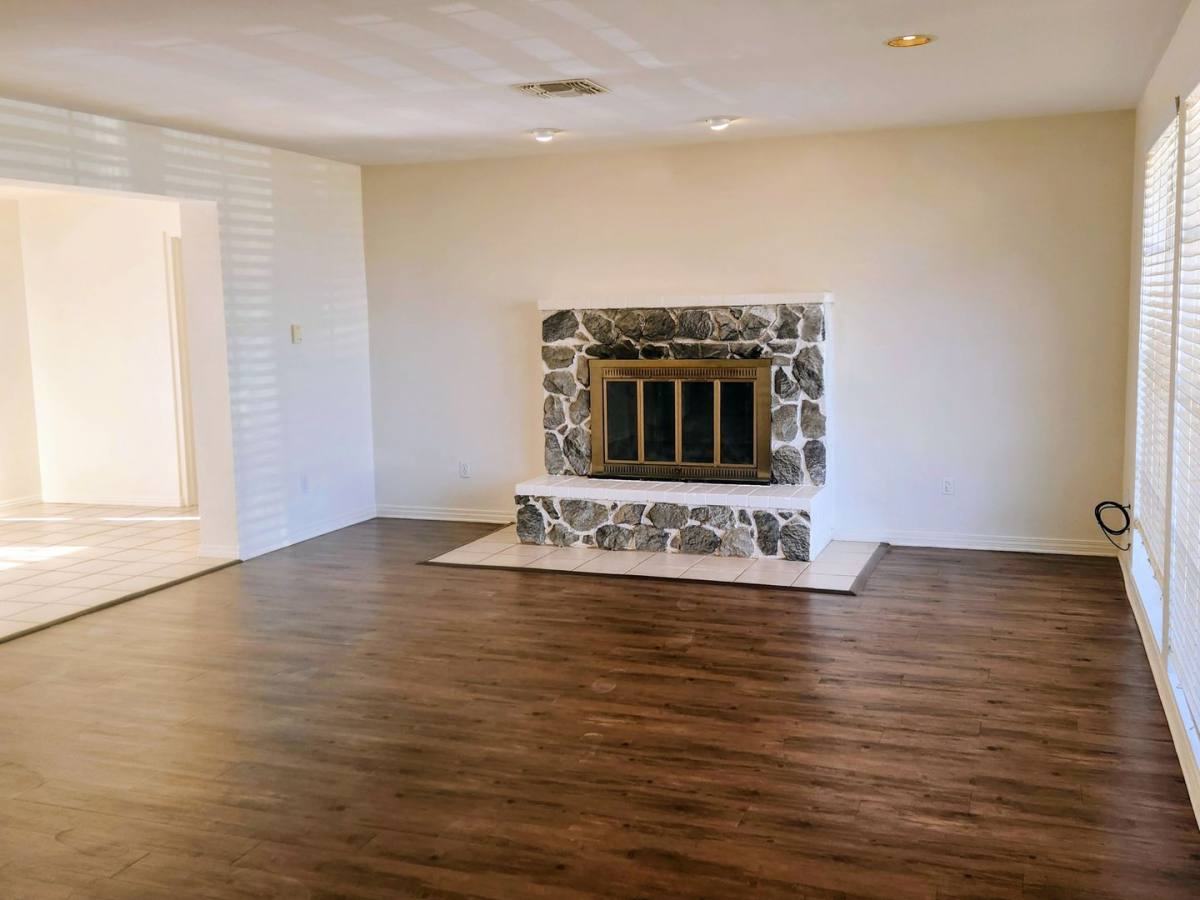 House for rent at 3676 Yucca Mesa Rd, Yucca Valley, CA 92284