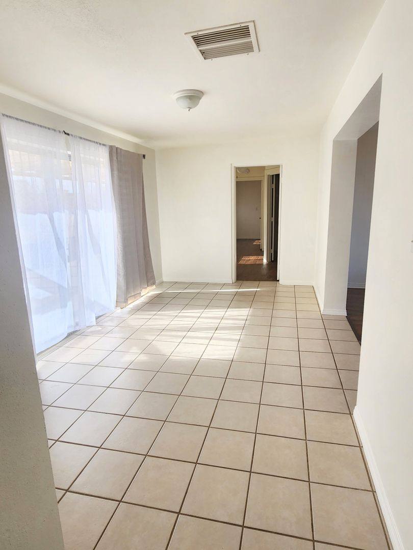 House for rent at 3676 Yucca Mesa Rd, Yucca Valley, CA 92284