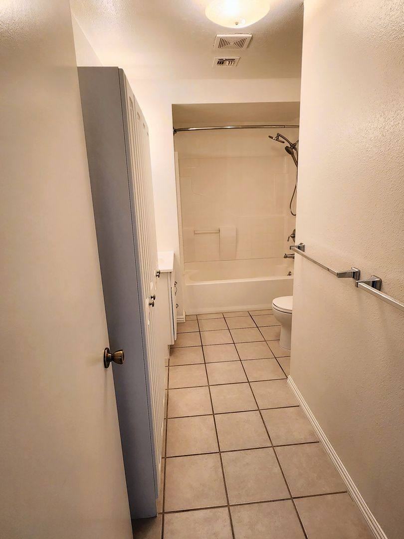 House for rent at 3676 Yucca Mesa Rd, Yucca Valley, CA 92284