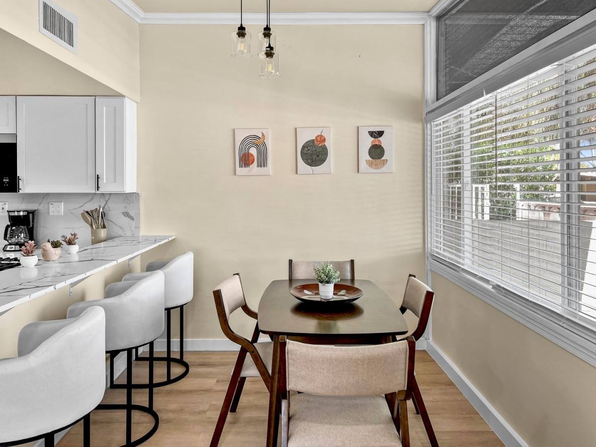 Apartment for rent at 6644 E Earll Dr, Scottsdale, AZ 85251