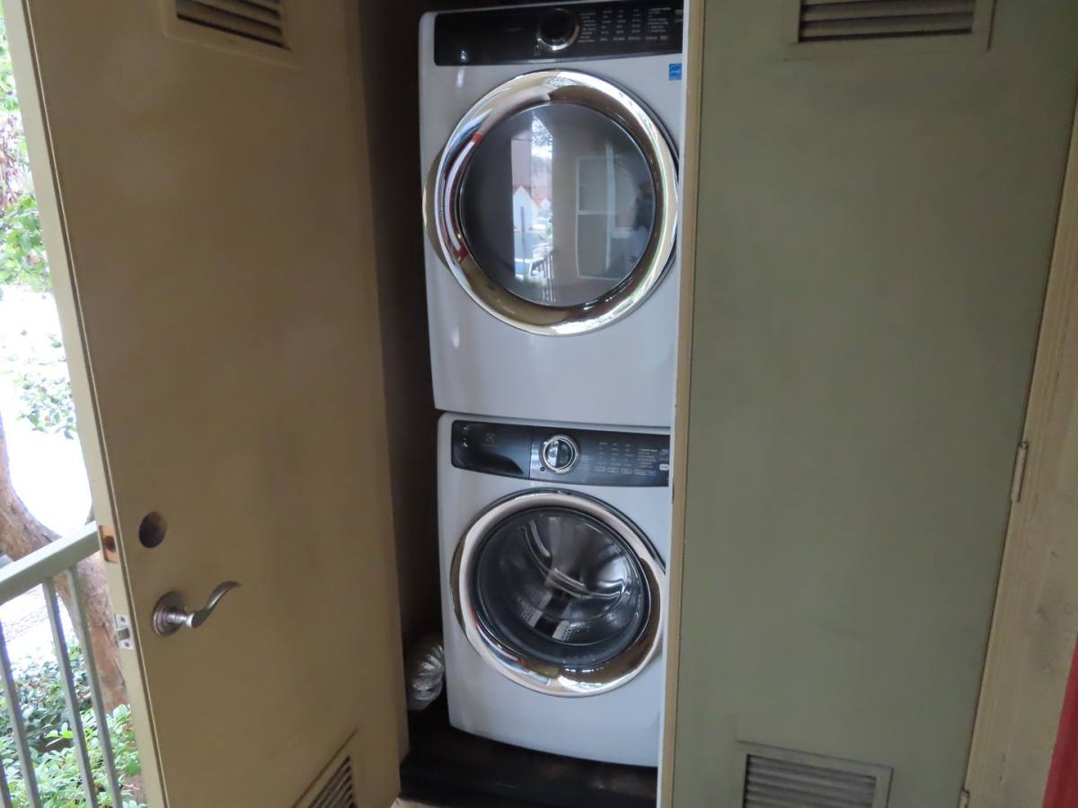 Condo for rent at 727 Robinson Ave, San Diego, CA 92103