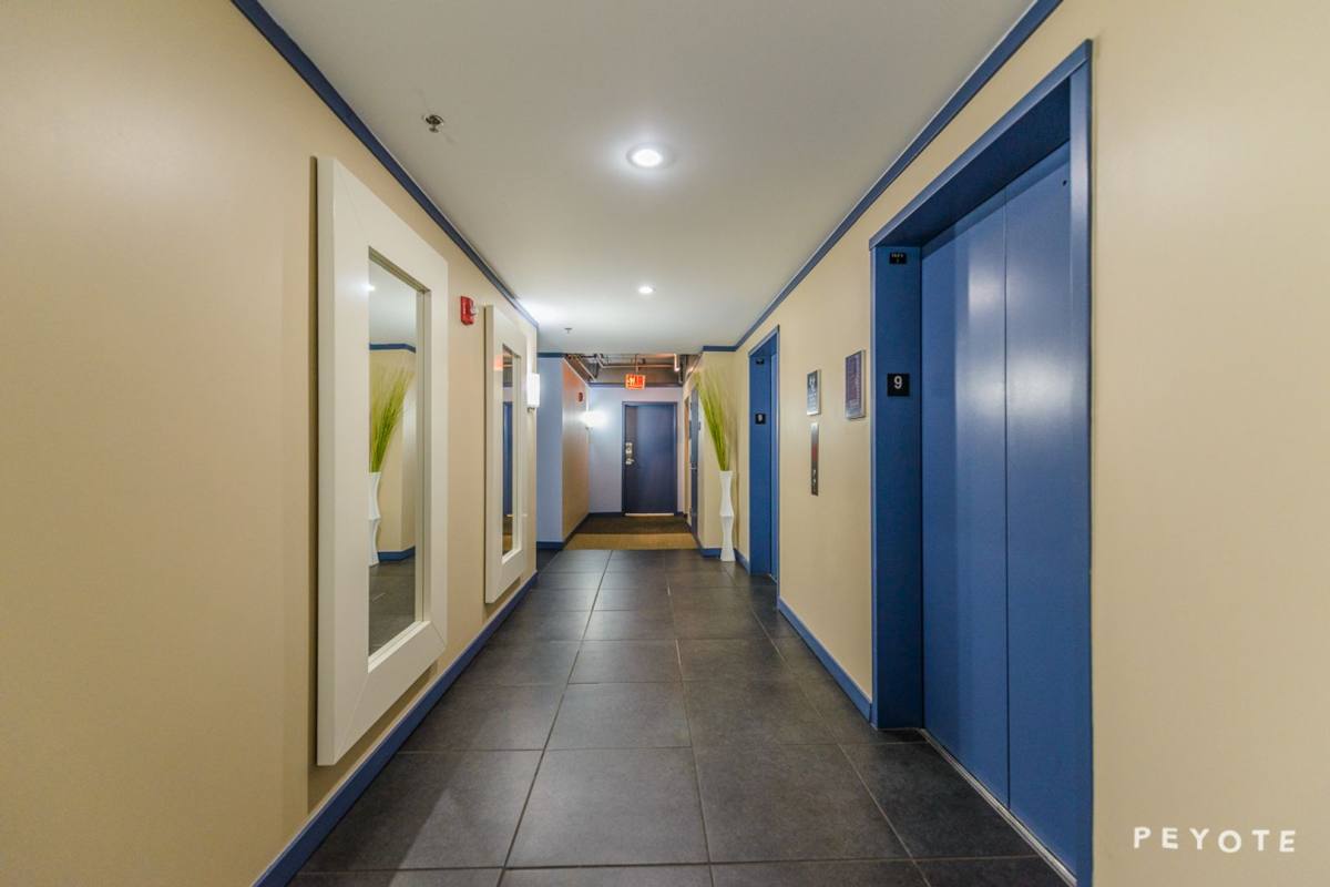 Apartment for rent at 1 E 8th St, Chicago, IL 60605