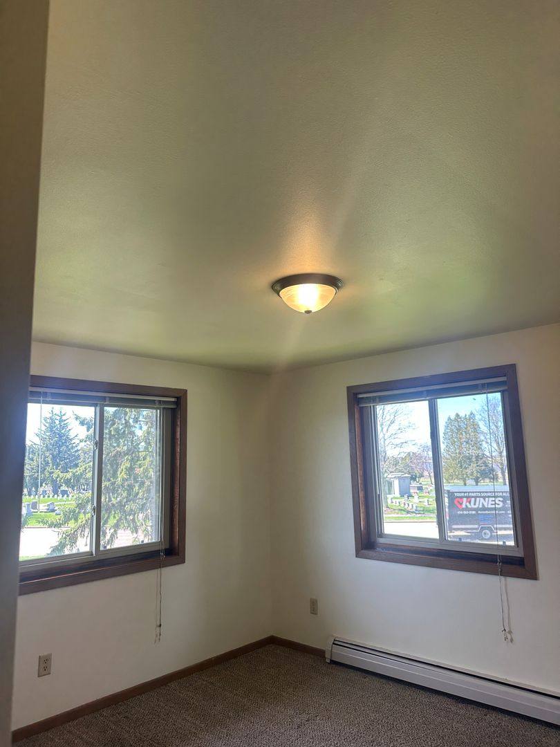 Apartment for rent at 2035-2085 W Packer Ave, Oshkosh, WI 54901