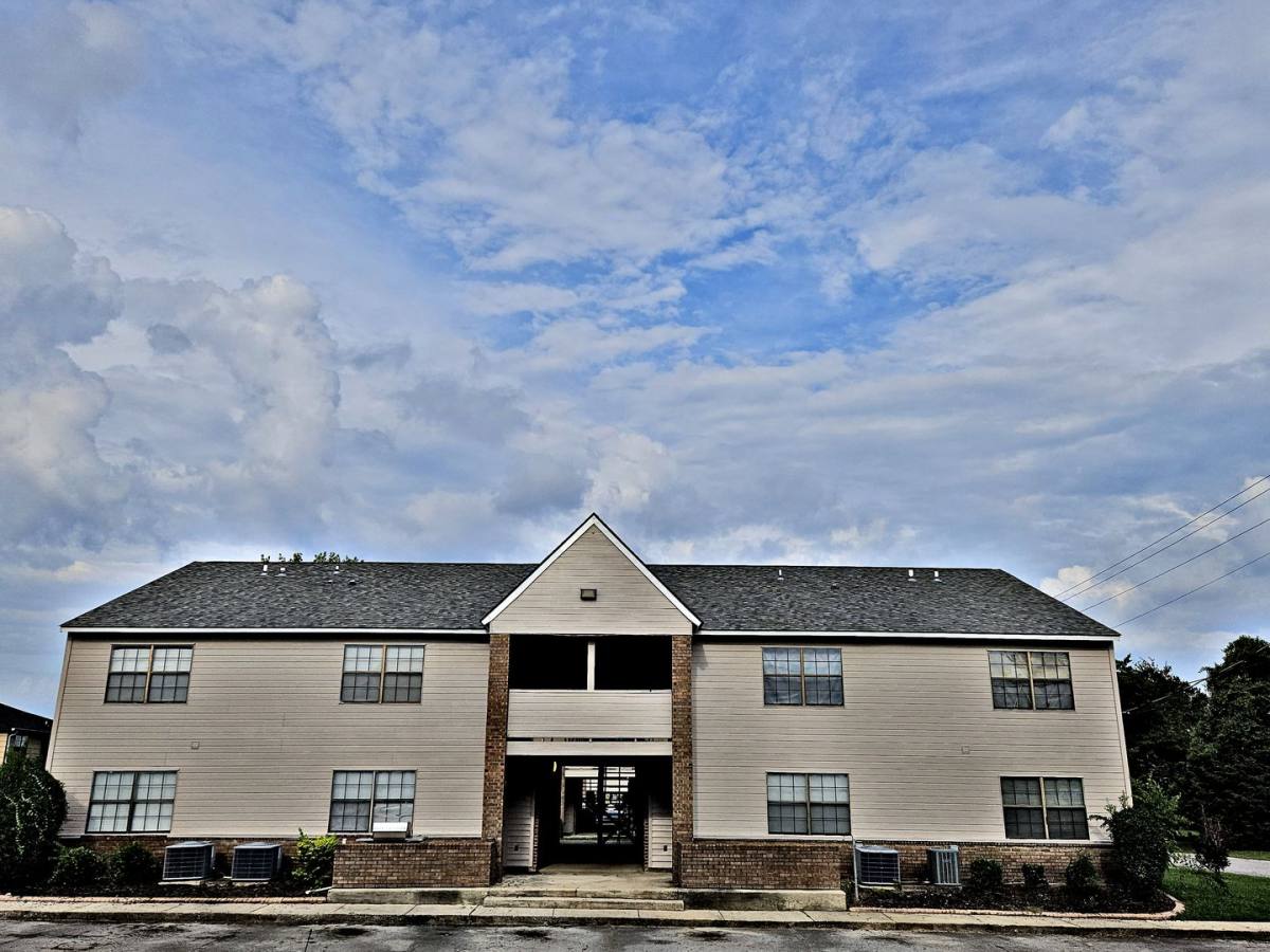 Apartment for rent at 1802 Milligan St SW, Decatur, AL 35603