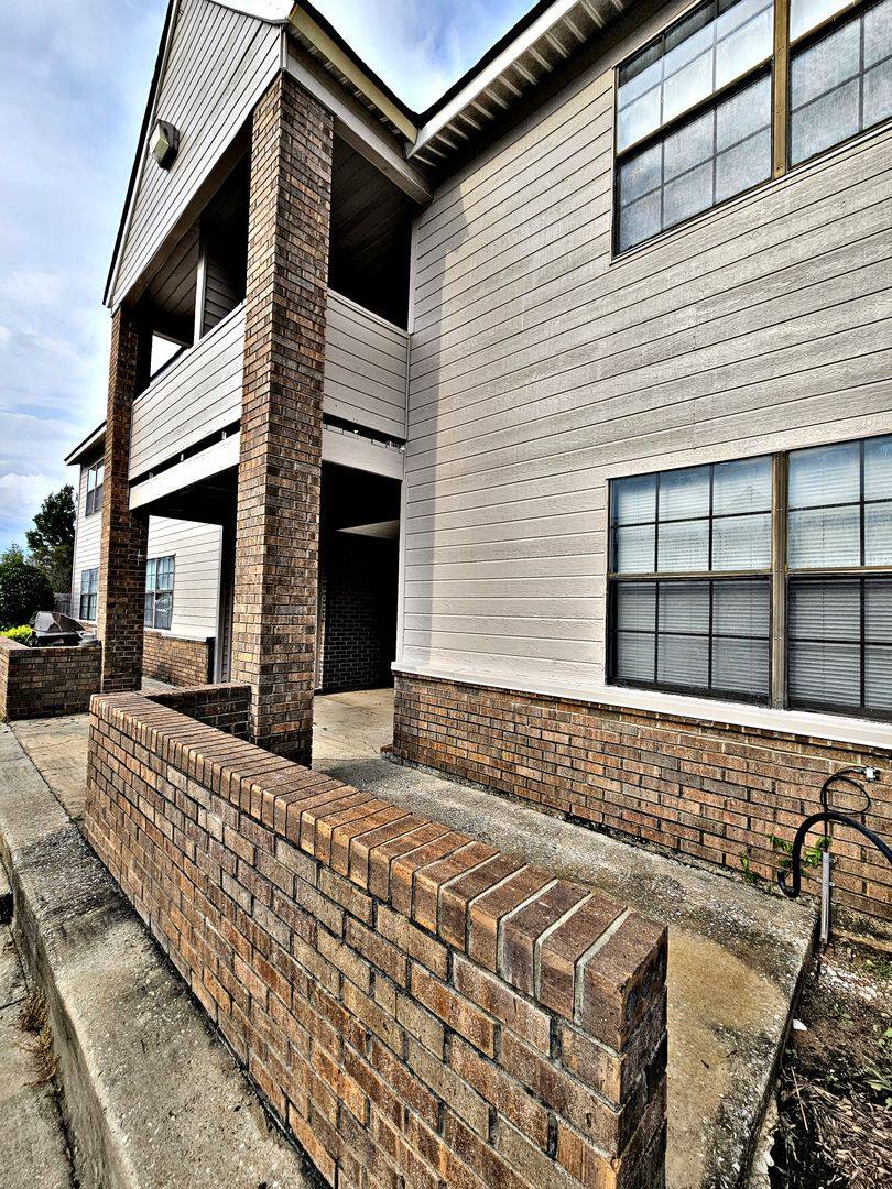 Apartment for rent at 1802 Milligan St SW, Decatur, AL 35603