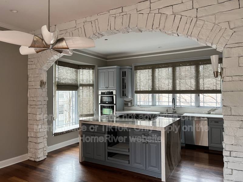 Townhouse for rent at 4 Pritchard Way NE, Atlanta, GA 30326
