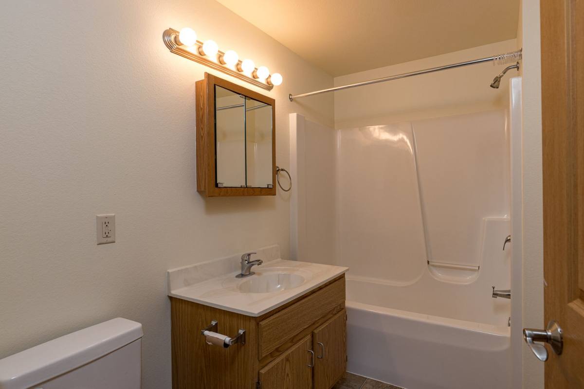 Apartment for rent at 2730 - 2790 Minerva St, Oshkosh, WI 54901