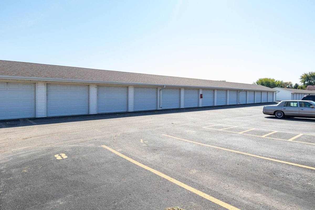 Apartment for rent at 2730 - 2790 Minerva St, Oshkosh, WI 54901
