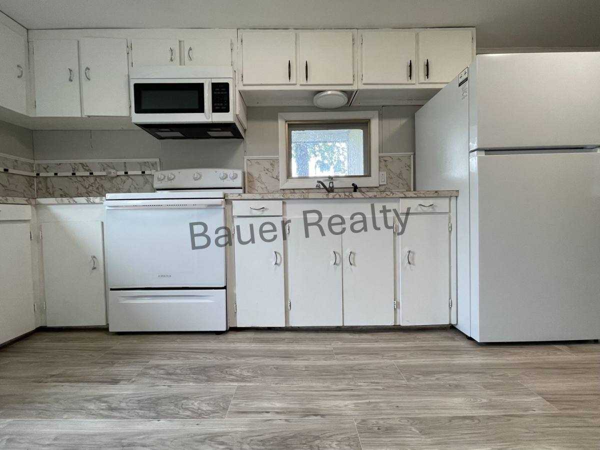 House for rent at 844 Lake Dr, Ashland, OH 44805