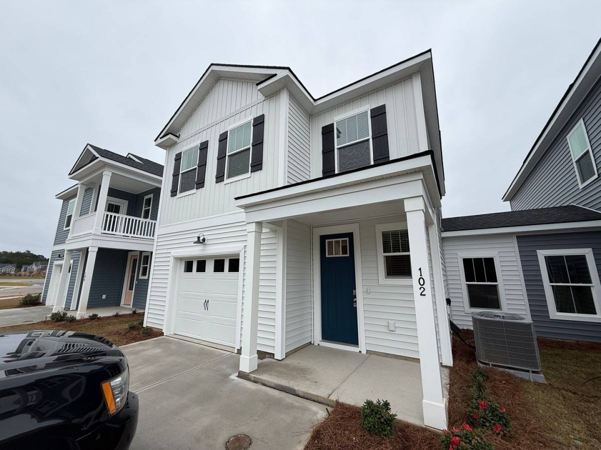 House for rent at 102 Hawthorne Landing Dr, Goose Creek, SC 29445